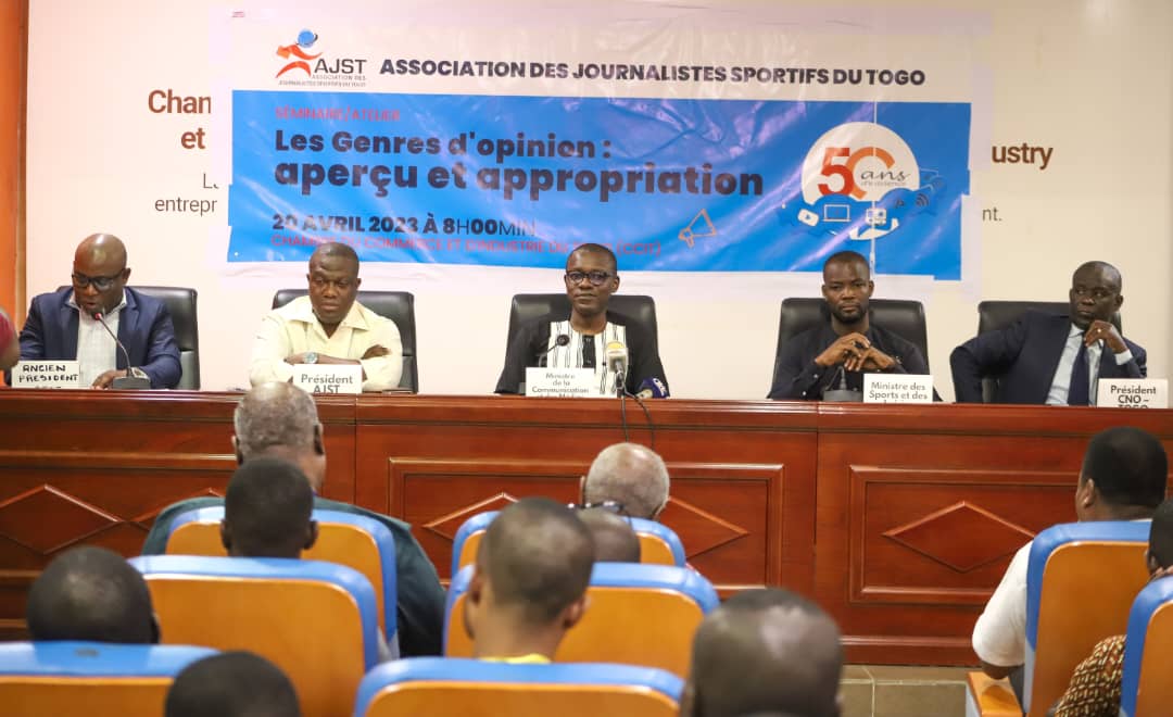 aedemkodjo's tweet photo. Je sors nourri 😊 du séminaire de journalisme sur « Les genres d'opinion : aperçu et appropriation », ce 20 avril 2023 à Lomé. Merci à L'Association des Journalistes Sportifs du Togo #AJST 🙏🏽
@Ayewouadan @tadegnon @FEGnassingbe @lasteven04 https://t.co/yU62TwT01O