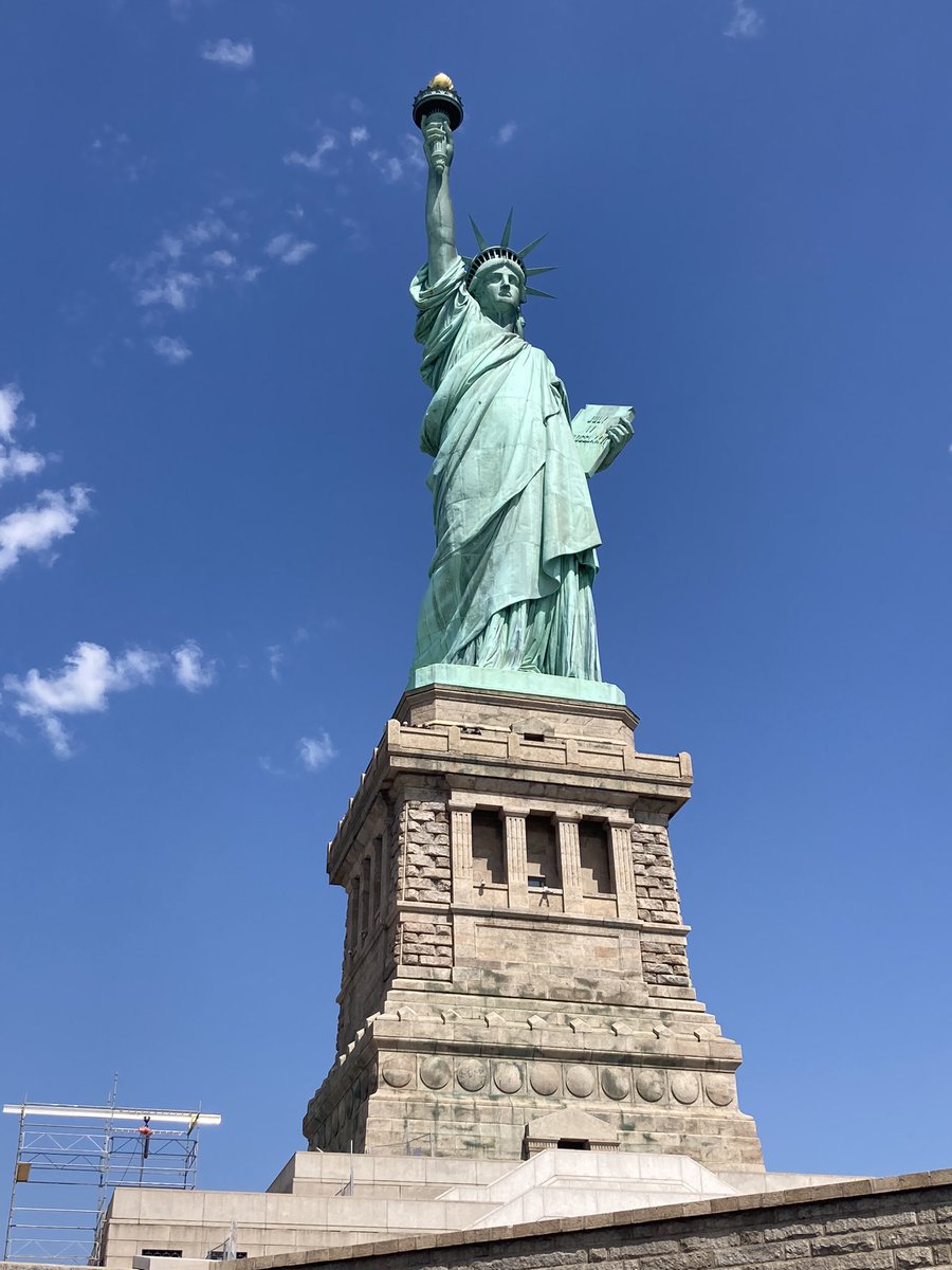 dustyt2286's tweet photo. Senior trip. Statue of Liberty. Ellis island next. @USD380Centralia https://t.co/9C8P2mbdba