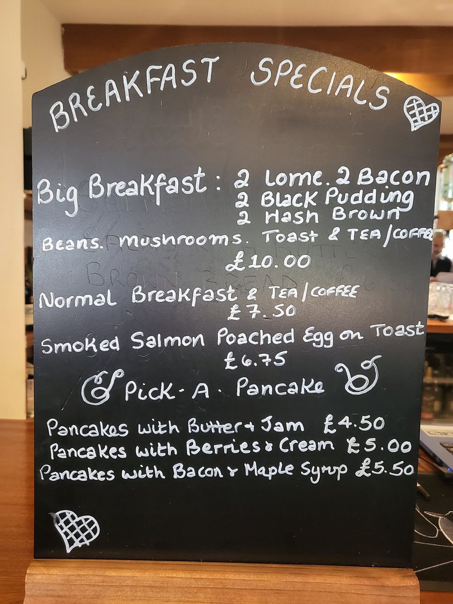 FernzBarKitchen's tweet photo. Just a wee reminder that the Clubhouse will be open for Breakfast,  Sat &amp; Sun 9am - 11am

Breakfast Specials 9am - 11am
**FREE Tea or Coffee with a Breakfast roll 9am - 11am ** https://t.co/adMAWgjx5X