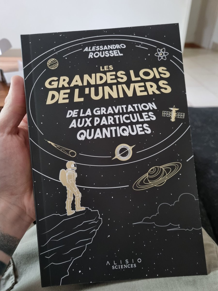 Pierre_Jean_Ch's tweet photo. C'est mon tour de me lancer dans la lecture d'un livre qui ne peut être que passionnant ! @ScienceClic https://t.co/mOTNV04Q0B