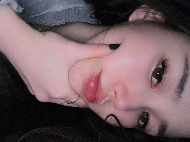 EmmaEffie8's tweet photo. 有没有想一起吃夜宵的 https://t.co/zSUA3r9cKo