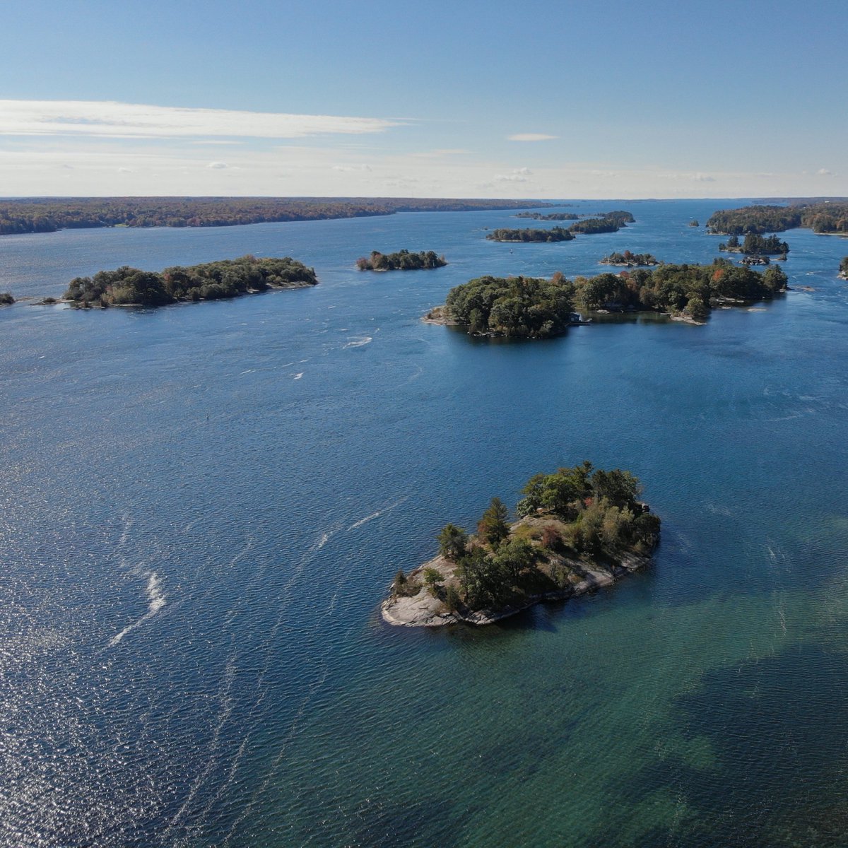 BrockvilleTour's tweet photo. Grateful for our amazing planet and the 1000 Islands that remind us of its awe-inspiring beauty. Happy Earth Day! 🌍💚 

#EarthDay #ExploreBrockville https://t.co/A84KPCLQFD