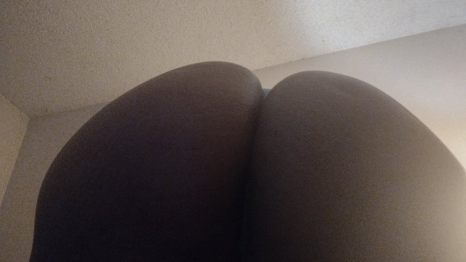 It's payday little betas. I want cashapp and wishtender sends all day. Are there any good boys out there<a href="/tag/realloyalfans"class="tags"><span>#realloyalfans</span></a>