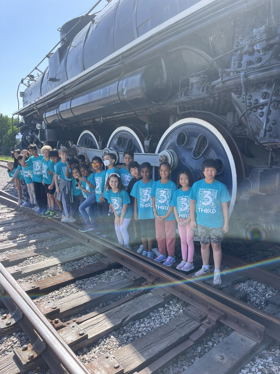 ThirdGriffin's tweet photo. Train Museum! @McSpeddenES https://t.co/SOWOUcnlsM