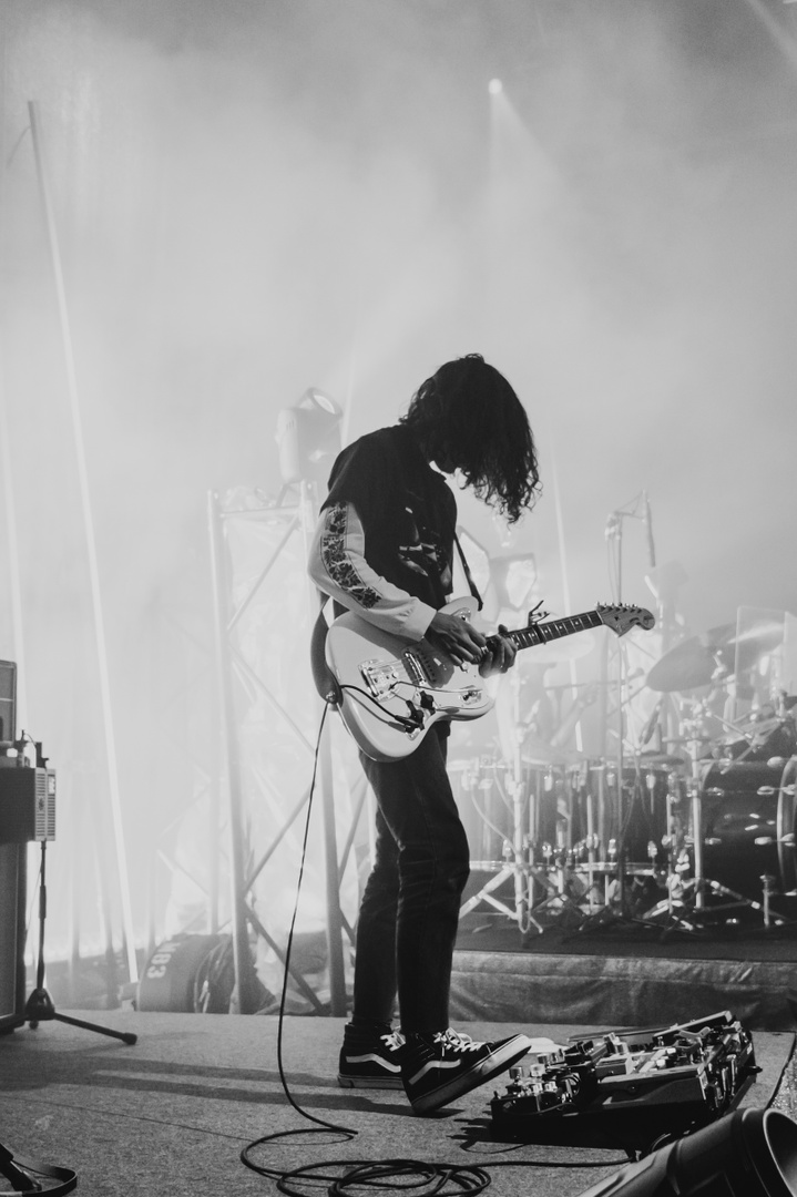 M83's tweet photo. Thank you Houston, Dallas, Nashville and Atlanta ✨ 💜

📸 Elena Strawn

#M83Live https://t.co/EbJVKgRrOJ
