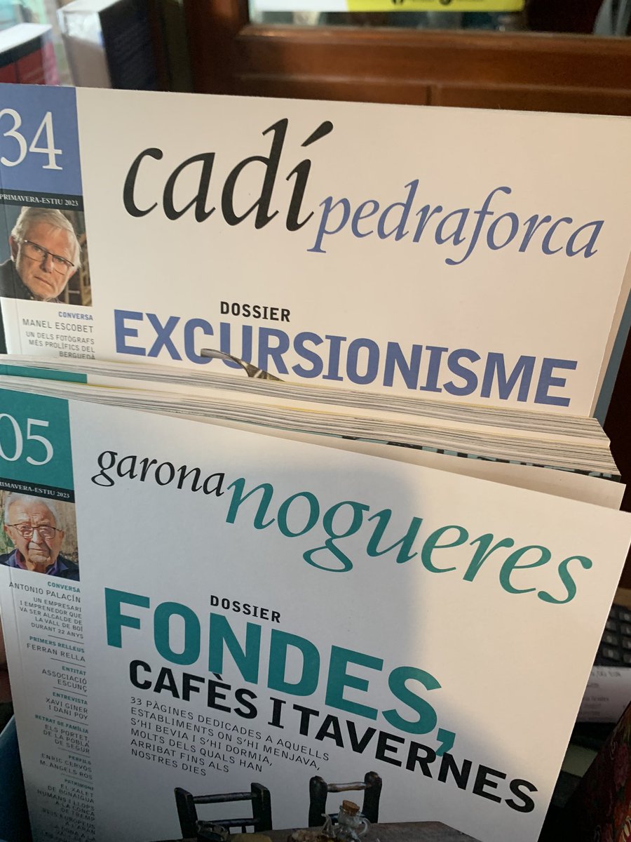 TinterEl's tweet image. Contents de tenir ja a la venda els últims números de @GaronaNogueres i @CadPedraforca!