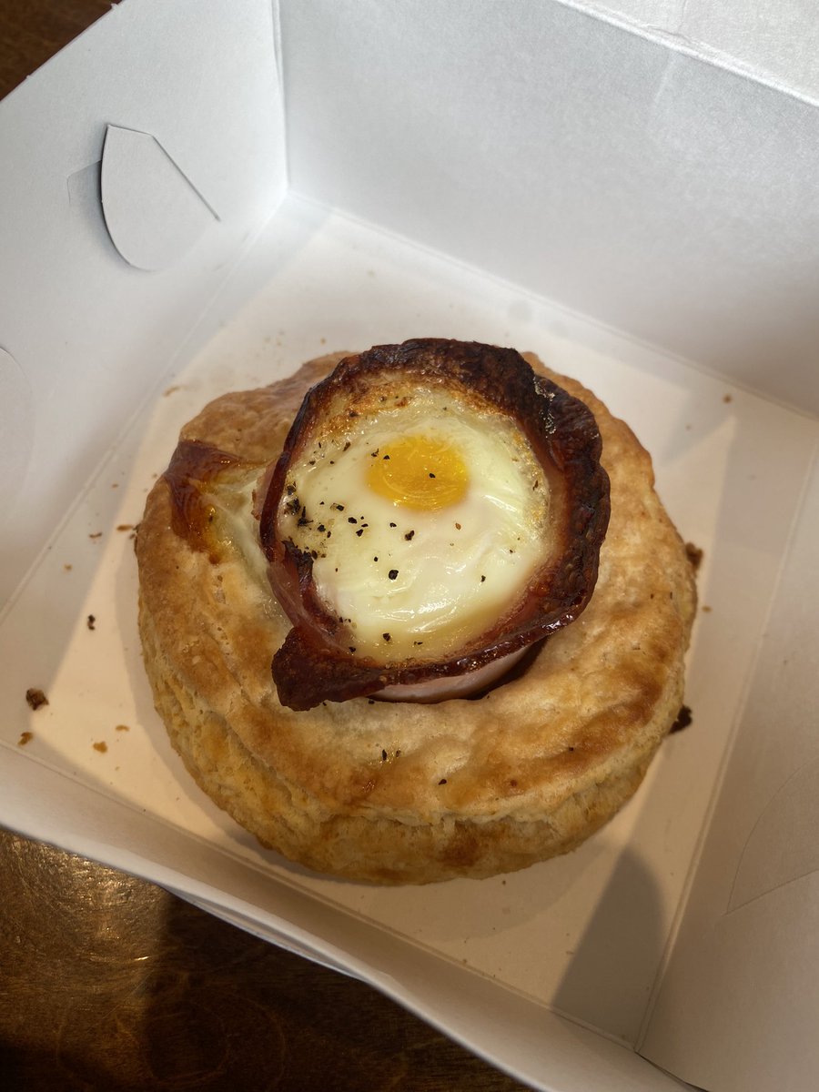 Had to hunker down for some homily prep - gave me a chance to show some love to the #BlackWalnutBakery

Show this local #ldnont qbusiness your love folks. 

They’ve been through a lot this week. 
Great to see the Richmond Location packed!  

<a href="/BlackWalnutBake/">Black Walnut Cafe</a>