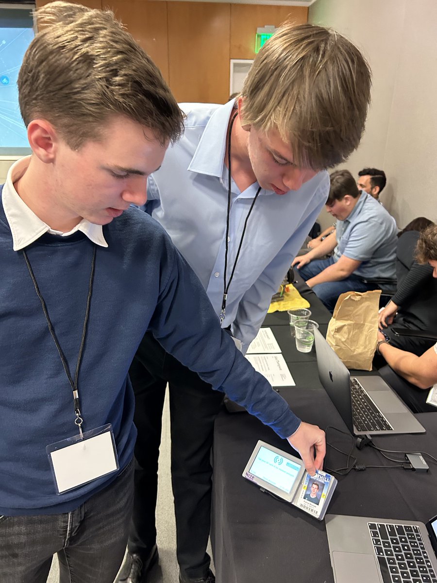 LeedsBay's tweet photo. #RMS2023 @PLTWorg high school project showcase mirrored needs of the Advanced Transportation industry. #FoothillHigh (@PleasantonUSD ) students showed off their electronic device that transfers school attendance data.
@CCTA https://t.co/mNhdid2xVp