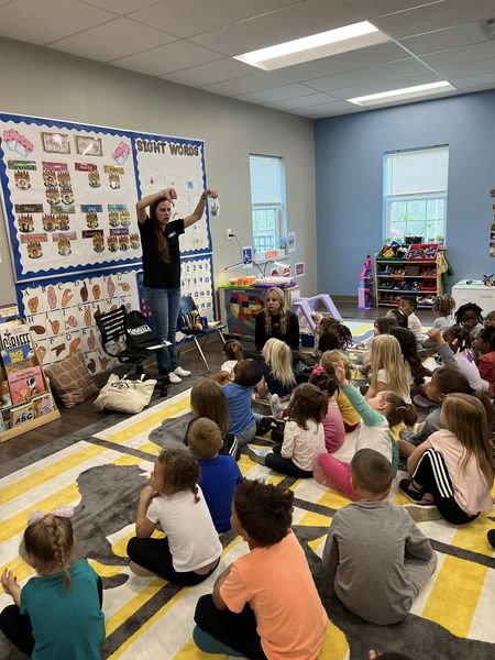 KimbleCompanies's tweet photo. New Adventures Early Learning &amp; Child Development Center Twinsburg
1h  · 
Thank you Kimble Companies for coming out today and teaching us about recycling ♻️👷‍♀️
Don’t forget tomorrow is Earth Day! 🌎 https://t.co/NapFRdIClU