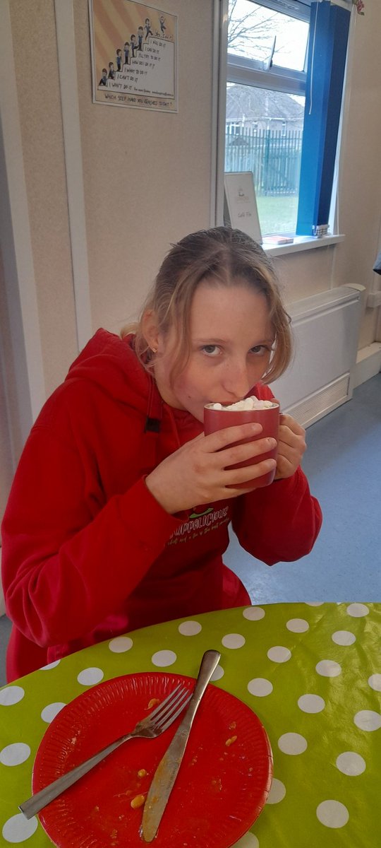 CwtchCraigfelen's tweet photo. After some hard work it is important to refuel! Well done to all of the pupils who managed and worked the opening day! #cfpcom #cfpent https://t.co/nvJEnMBpWy