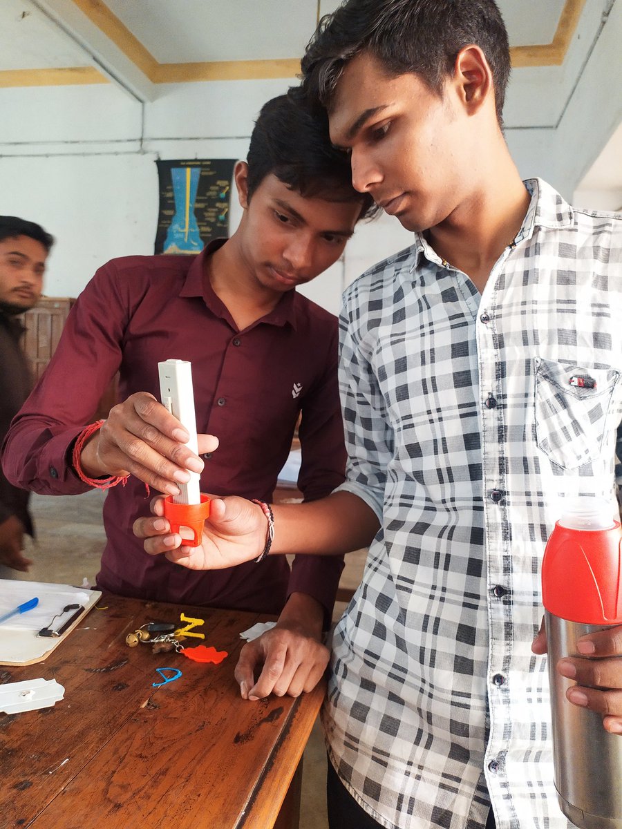 JPatanwadia's tweet photo. Innovation Club Prabodh Level Training Day 3 on hu#coding#Astronomy #drone #3Dprinting #STEMeducation at J and J college of science   with  aim to say "I am an Innovator."
@PMOIndia @CMOGuj @vnehra  @narottamsahoo @InnoClubCHE @InfoGujcost @STEMbotix https://t.co/dHxFt66b5j