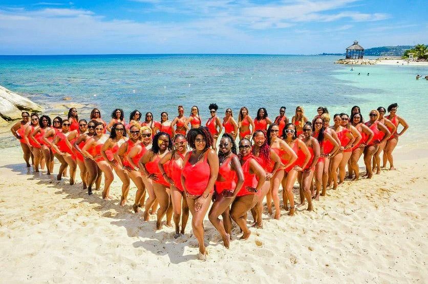 DaniAlise23's tweet photo. Eta Beta’s Evolution Celebrates 25 Years of Sisterhood! Evolution Is Everything! We Are Those Deltas-Dedicated, Excellent, Legendary Trailblazers of Achievement! #Evolution25 #SilverCelebration #EtaBetaMade #DeltaSigmaTheta
@DeltaNational
@pvdeltas_hb https://t.co/QOkbuKh3bk