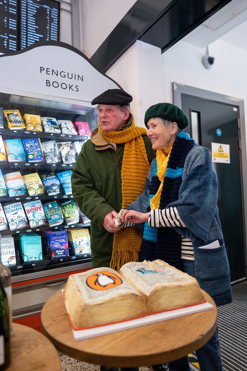 We’ve had an amazing day with <a href="/PenguinUKBooks/">Penguin Books UK</a> and <a href="/GWRHelp/">GWR</a> at the grand opening of the book vending machine at Exeter St David’s! Thrilled to be joined by author Michael Morpugo and his wife Clare, daughter of Penguin founder Allen Lane. Such a great turn out! 📷 by Jim Wileman
