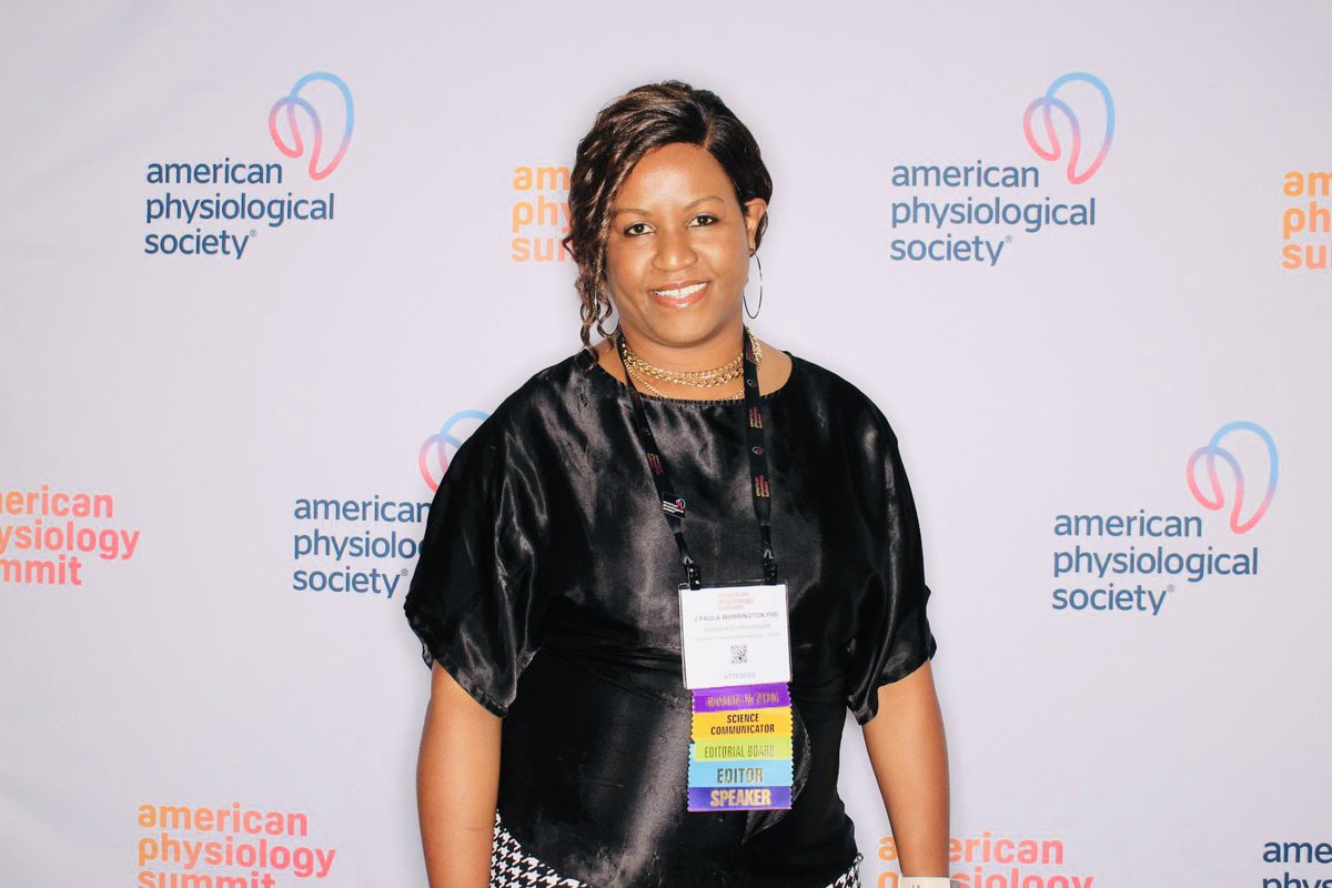 JunieWarrington's tweet photo. Did you know about the APS-sponsored #PhotoBooth?  Check them out in the #PhysioHub! #APS2023 @APSPhysiology https://t.co/3SHGDzhoDp