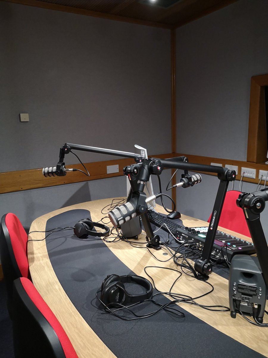 Really enjoyed my interview today with Charlie Farey, who's doing her MA in Broadcast Journalism, for an insightful podcast about late stage diagnosis in women with ADHD! Really looking forward to seeing where this goes + chuffed to be able to be a part of it! #adhdwomen #adhd