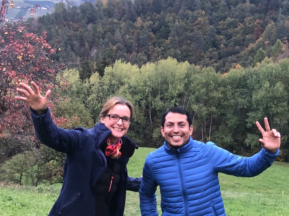 Feeling grateful for the coolest and nicest supervisor around! Thank you, Professor Ricarda Bouncken! 🙌 #Grateful #SupervisorGoals #AcademicExcellence