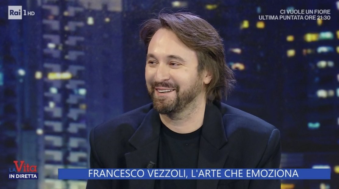 Cinguetterai's tweet photo. Alberto Matano e Francesco Vezzoli di nuovo insieme in tv ed è subito #Photoshow, uno dei programmi più belli di seconda serata.
#LaVitaInDiretta https://t.co/55b7TrijSA