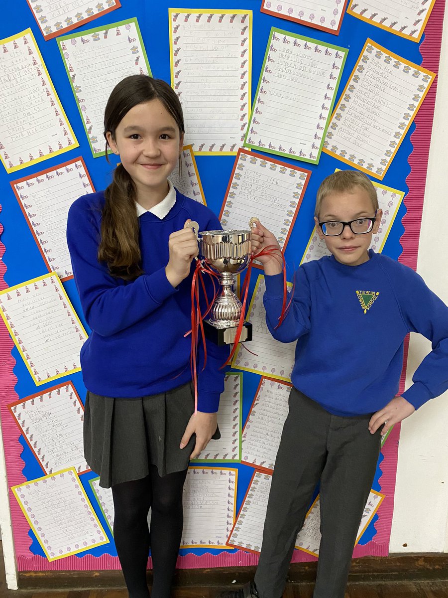 TewinCowper's tweet photo. Congratulations to Watson for winning the house team cup for the Spring term! 💐🏆🔴 https://t.co/mEclrrm4b0