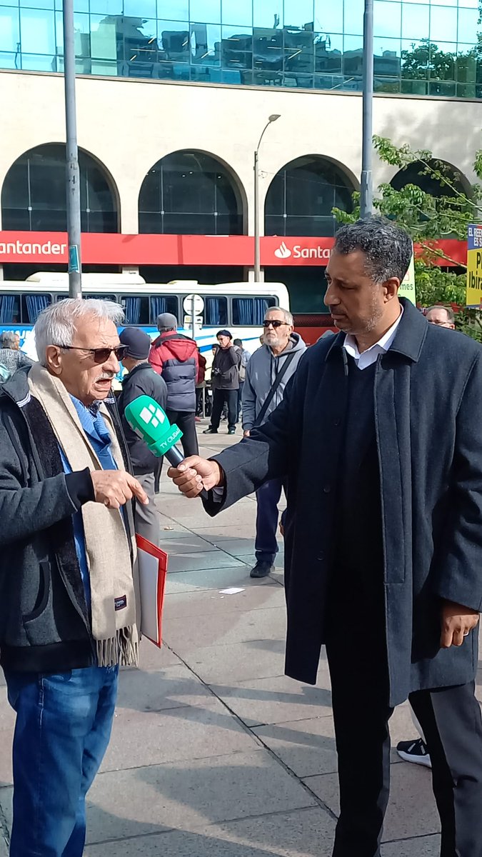 Onajpu1's tweet photo. ✅ El reencuentro es siempre.
📌 21 de abril 2023.
Marchamos a pie desde Plaza del Entrevero hasta Plaza Independencia, donde se realizó un mitin final. https://t.co/C2qRSpujXV