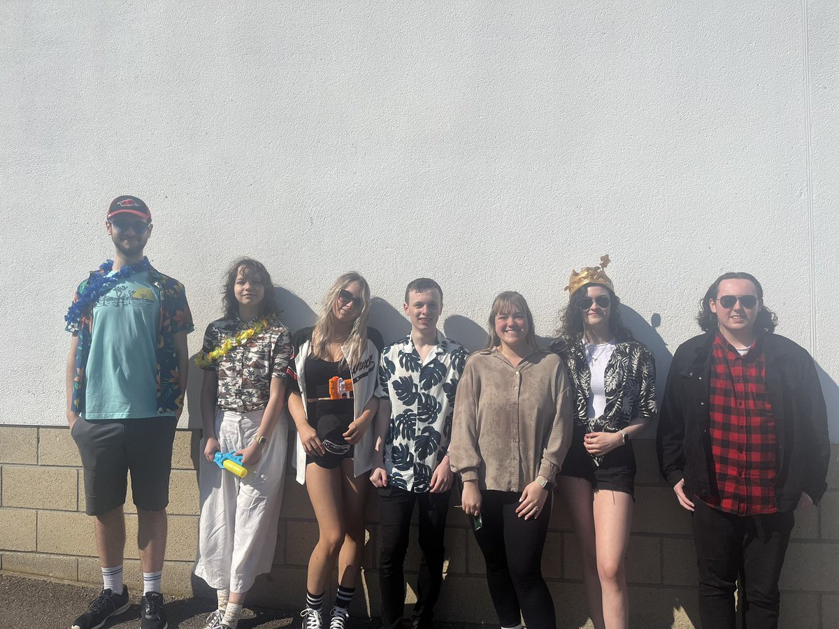 Mrs Nicol tweet media