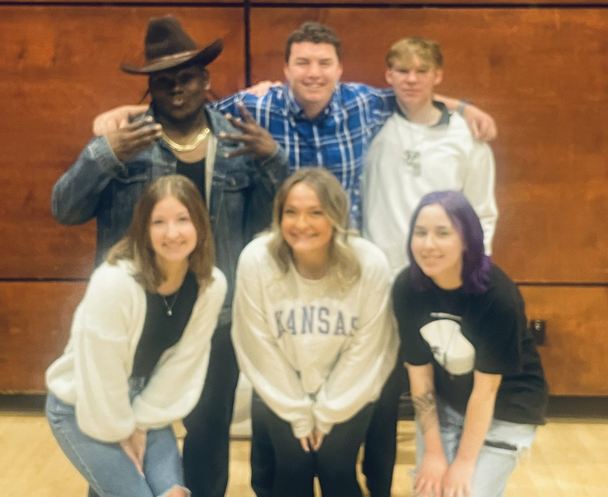 LNHS AVID tweet media