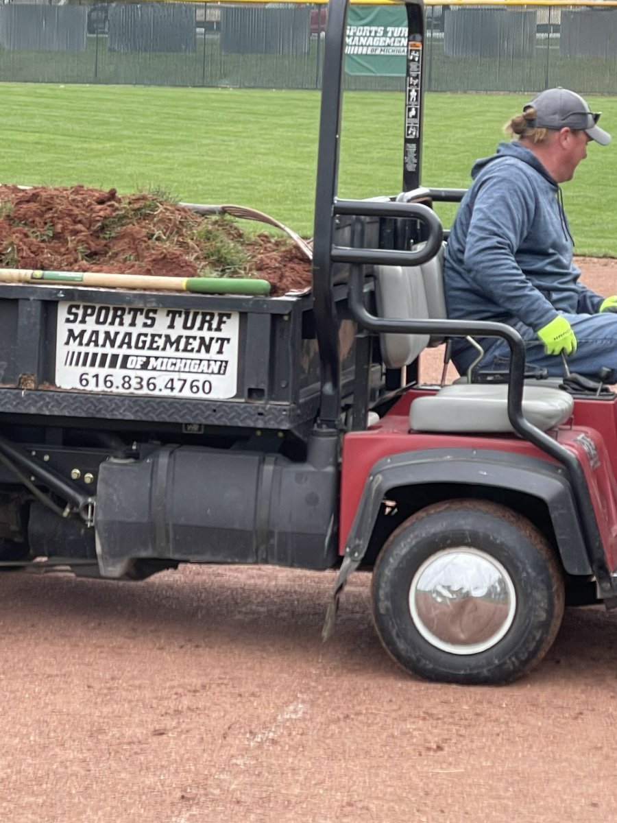 Grand Rapids West Catholic Baseball tweet media
