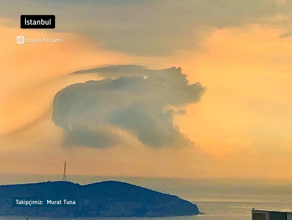 İstanbul, Kınalıada üzerinde böyle bir bulut oluşmuş. Buna ne isim verelim sizce? 😊☁️