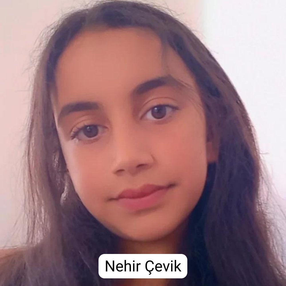 Bu güzel çocukları ezberletene kadar, tekrar tekrar...

İri gözlü, derin bakışlı, adı gibi duru bu güzel kızın ismi Nehir Çevik ve ben size onun hikayesini anlatacağım çünkü hikayesi anlatılan bir insan yaşamaya devam eder.

Nehir 20 Mayıs 2011’de Kıbrıs’ta doğdu. Ailesi