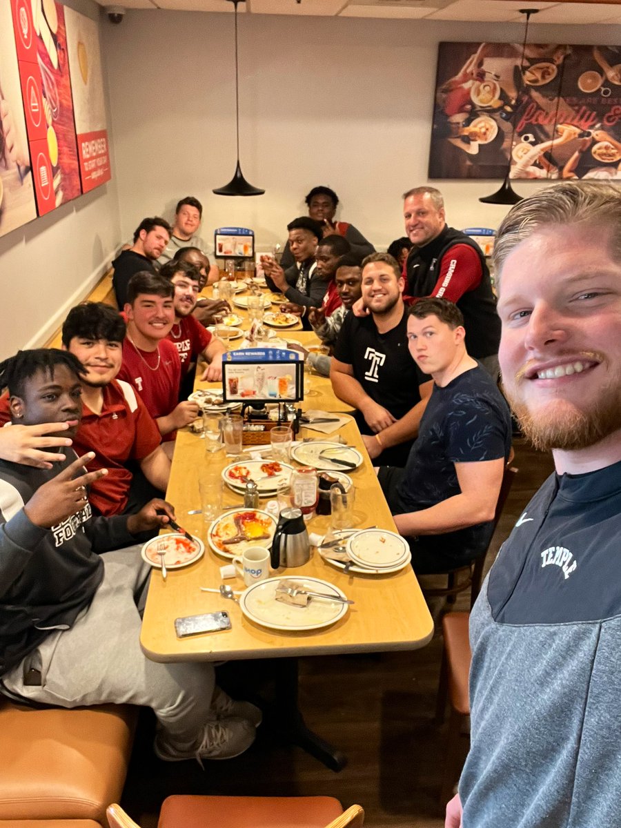 Austan Davis tweet media