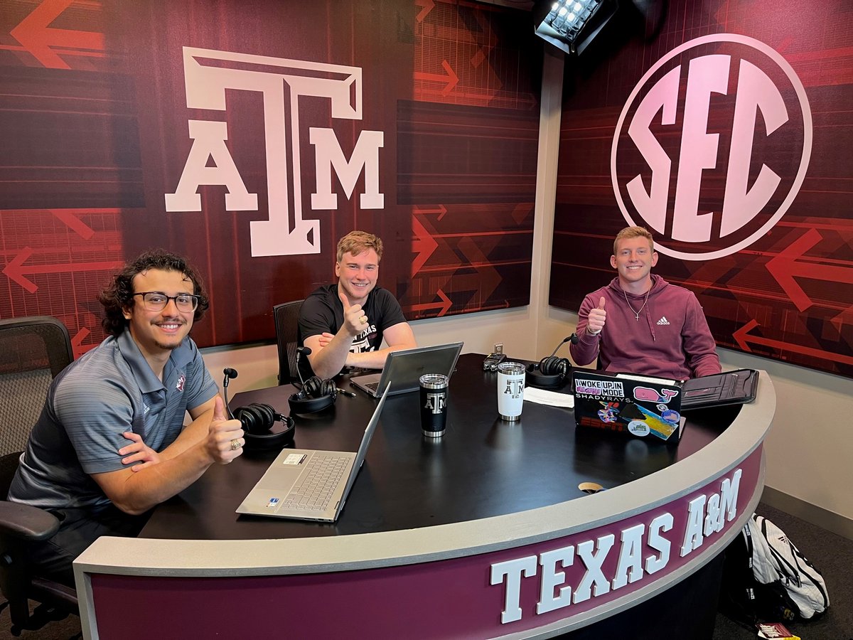 📢 1:00 on @Zone1150 the 12th Man takes over #Studio12!  Student Show today from the South End Zone of Kyle Field!
🎙️ @pierce_newcomb, @sebassaguilar and @cknubs have you covered.  They're preppin some Spring FB, @aggiembk and @AggieBaseball talk for you.
👍 #GigEm