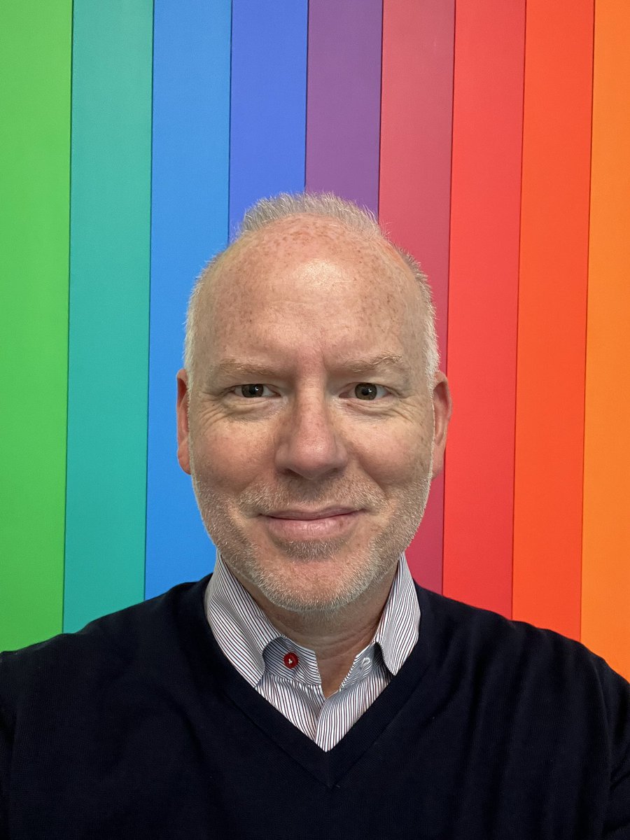 mlstotts's tweet image. Super excited to share my #MoMAMemento, a digital poster for @refikanadol&apos;s #Unsupervised installation in @MuseumModernArt&apos;s Gund Lobby! viewer.autonomy.io/token/tez-KT1K…

bonus: Ellsworth Kelly, Spectrum IV 1967