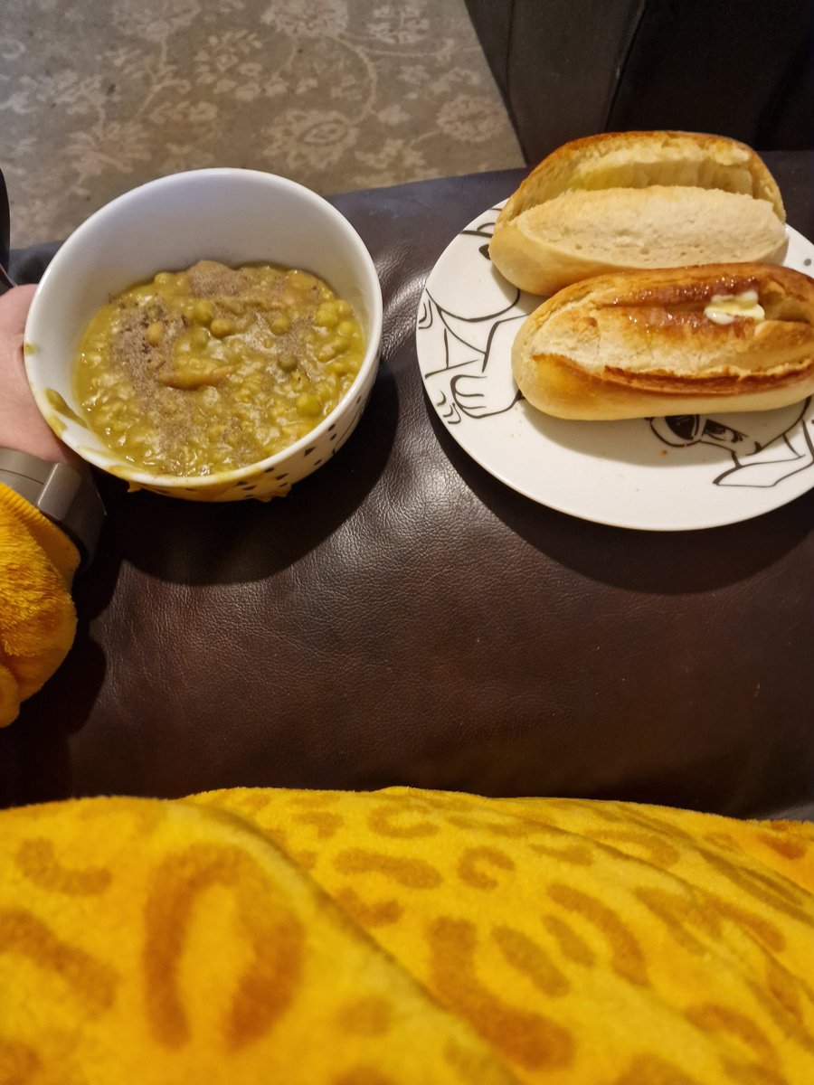 Bubbles (@bubbleswr1ter) on Twitter photo 