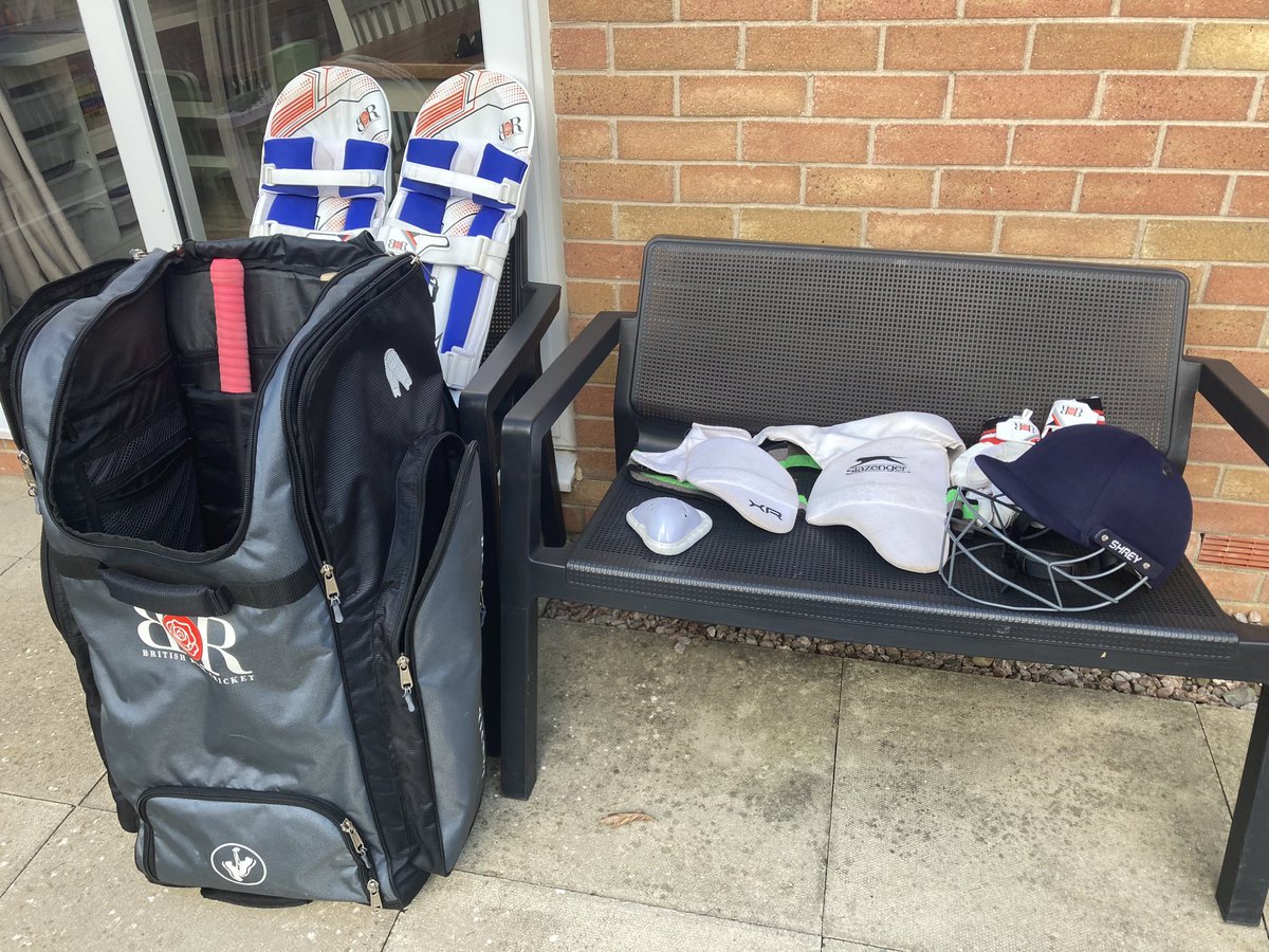 ollydriver10's tweet photo. Getting things ready to go again for cricket season number 31. #SeniorPro https://t.co/M6lyh2YLfK