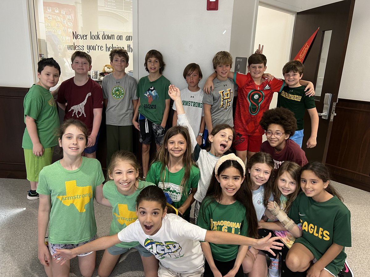MsGreen4thgrade's tweet photo. We got to tour MIS today! Can’t believe these amazing students are almost 5th graders! @BetsyCummins @ArmstrongHP https://t.co/izaJg7sI2y
