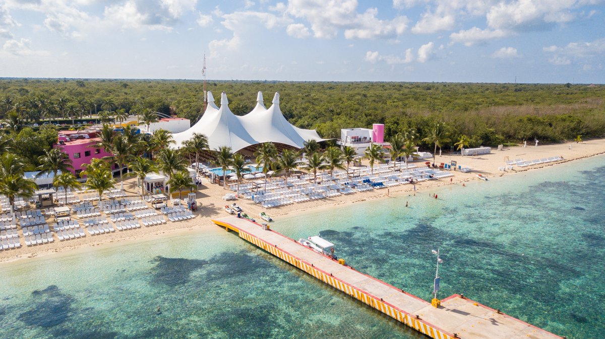 PlayaMiaBeach's tweet photo. Ready for the weekend! 😎🌴
Book now!

https://t.co/zlAgPDKjw0
.
.
.
.
#islacozumel #cozumel #mexico #turismo
#beachclub #landscape https://t.co/NdY90p1Xav