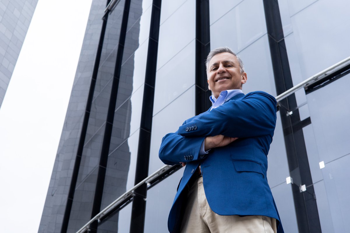 Bancompe's tweet photo. Nuestro gerente general Aron Kizner nos brinda mayor detalle sobre el proceso de transformación de Bancom y metas que deseamos alcanzar junto a ustedes 💪✨ Conoce más en la nota https://t.co/EYnSevnK4W https://t.co/gSCOJPd0wg