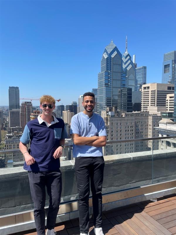 designscience's tweet image. Name a more iconic duo... we&apos;ll wait!  

Find your better half at Design Science! hubs.ly/Q01Mj1k40

#TGIF #DesignScience #UsabilityStartsHere #dynamicduo #philly #chicago #biomedicalengineering #HumanFactors #HFE #Employees #EmployeeSpotLight #Hiring #companyculture