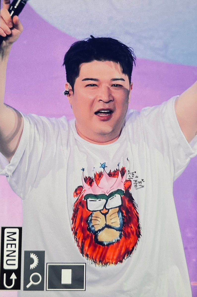 ELFSuJuMexico's tweet photo. We will always defend and love our amazing dance machine! 💙🫶

#WeHaveShindong
#Shindong 
@ShinsFriends https://t.co/6X5qVT6fQa