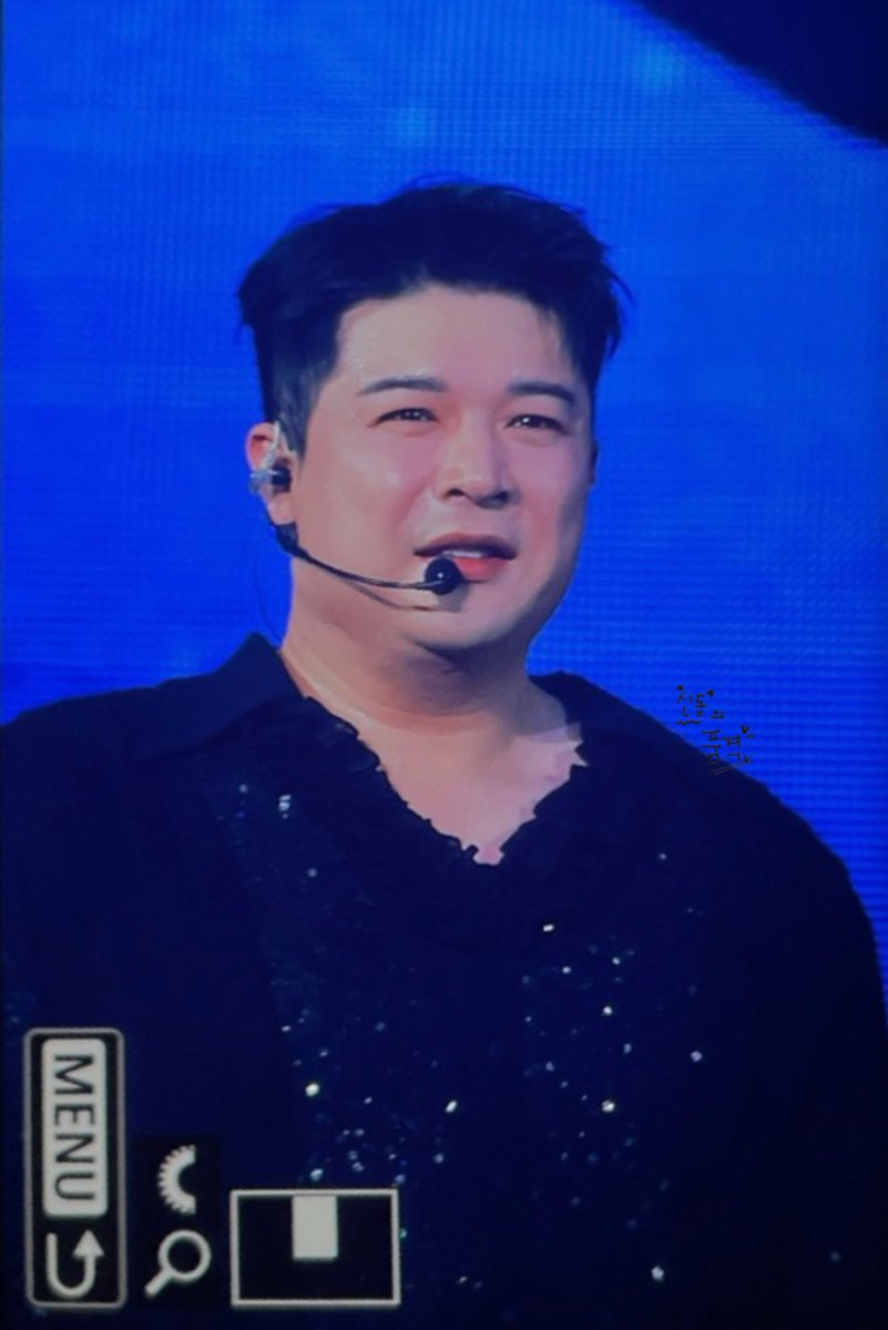 ELFSuJuMexico's tweet photo. We will always defend and love our amazing dance machine! 💙🫶

#WeHaveShindong
#Shindong 
@ShinsFriends https://t.co/6X5qVT6fQa