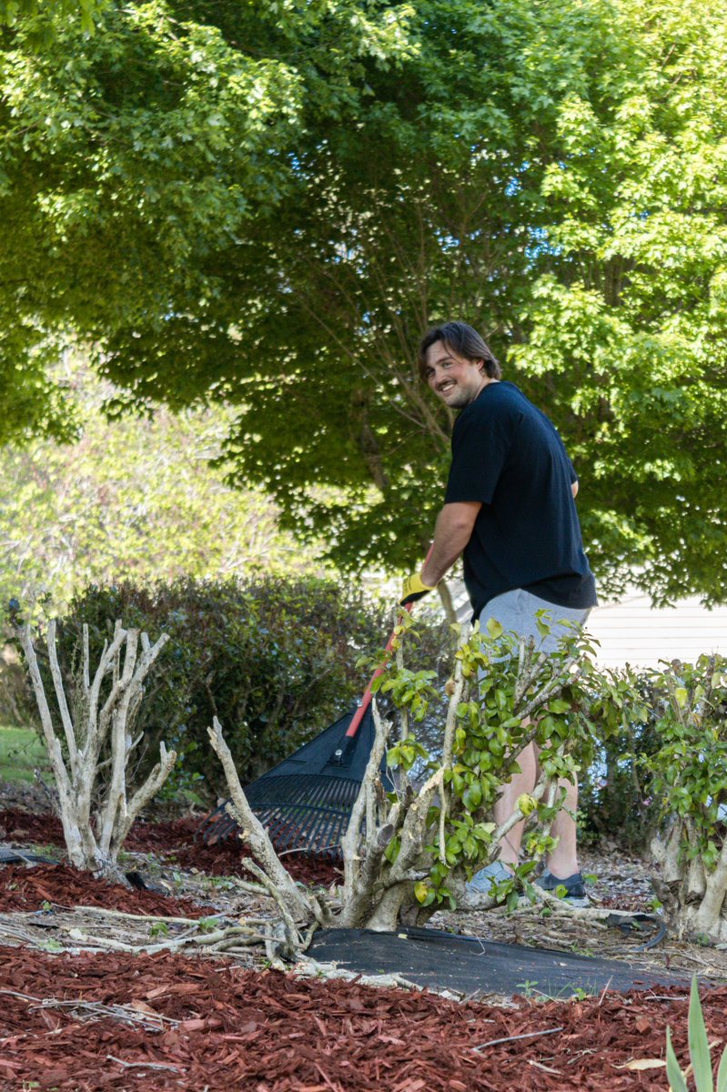 Shorter Hawks Football tweet media