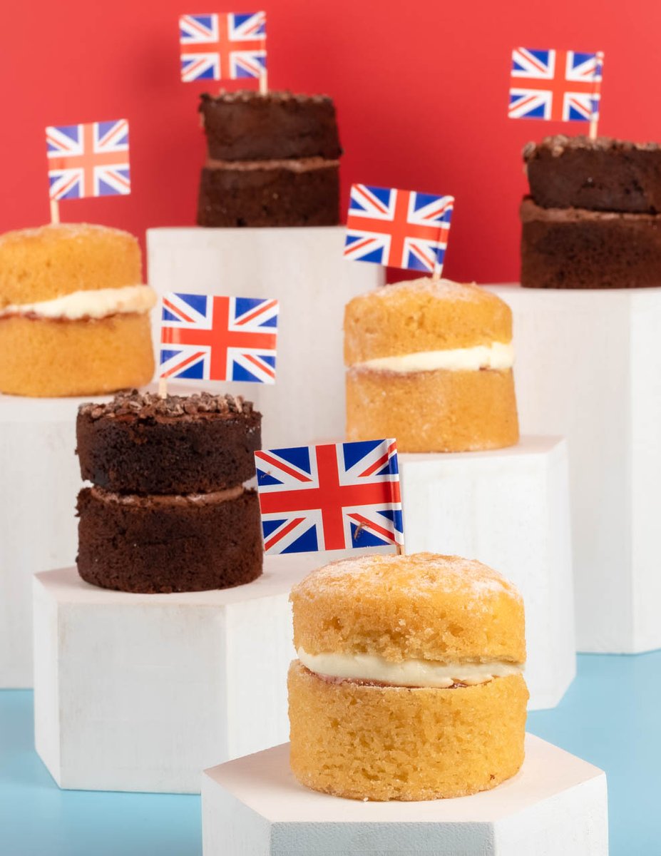 Sponge Cakes on Twitter "The perfect treats for your celebratory street parties! 👑 > Coronation