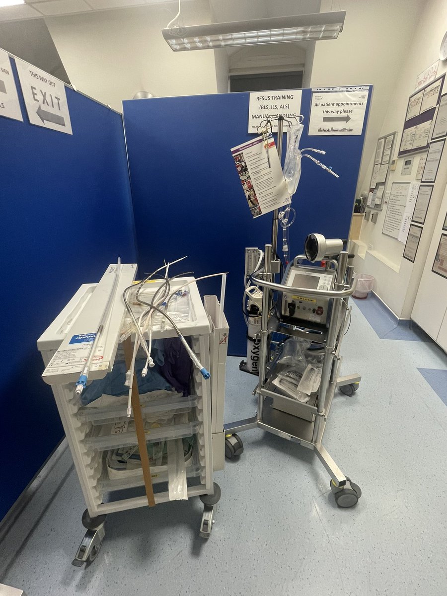 Pipes_n_pumps's tweet photo. Fantastic two days on the Trauma ECLS #TECLS @BartsHospital Trauma surgeons, anaesthetists, EM docs and perfusionists(!) working and learning together - so we can bring ECMO to our most severely injured patients @NHSBartsHealth @Barts_Charity @karimbrohi @RLH_TAG @AnnielondonAA https://t.co/TFD82zdUi6