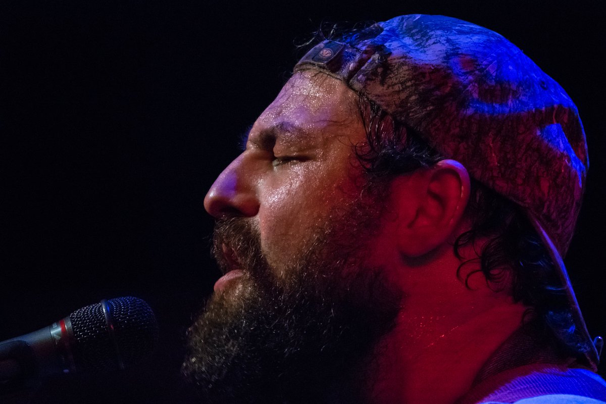 ranadigims's tweet image. Lee Bains 111 and the Glory Fires @TheGloryFires @thecluny last week. Another amazing gig at this great little venue. It was a pity more people didnt get their arses down there as they missed a great show.
#livemusic #thecluny #manualfocus #XT20 #fujifilm 
#pentaxm100mm