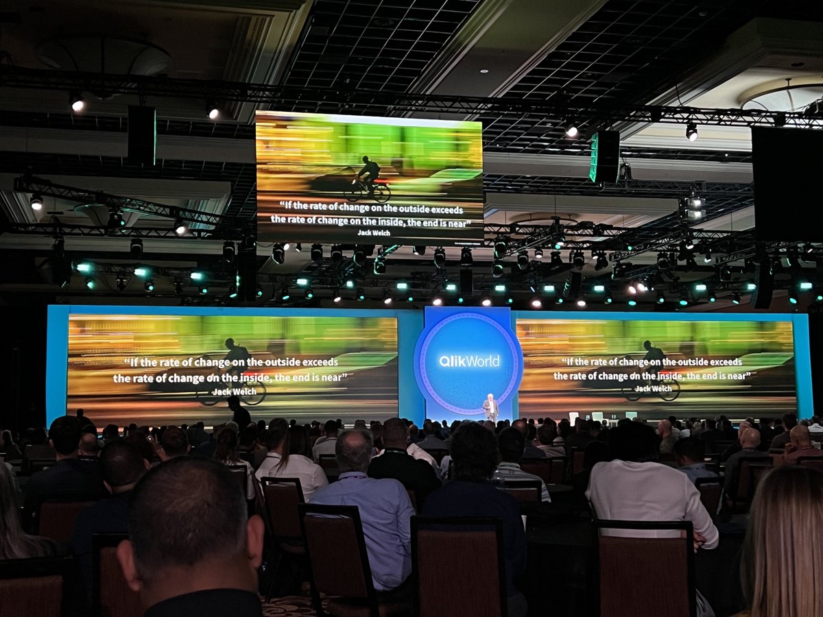 BInetwork_srl's tweet photo. #QlikWorld2023 si è appena concluso.
Di seguito i principali momenti scattati a Las Vegas dove @BInetwork_srl ha partecipato con entusiasmo. #welovedata #qlik #qlikworld2023 #analyticsIl https://t.co/xEPVbSNMhI