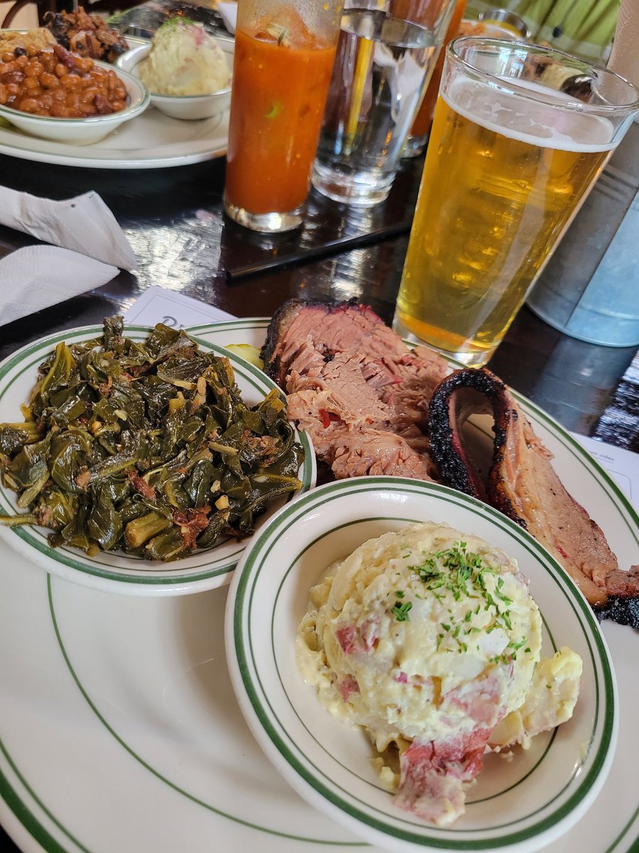 Hey <a href="/BJBarhamTweets/">BJ Barham</a> thanks for the recommendation when you were in St. Louis - <a href="/buxtonhall/">Buxton Hall Barbecue</a> was fabulous!