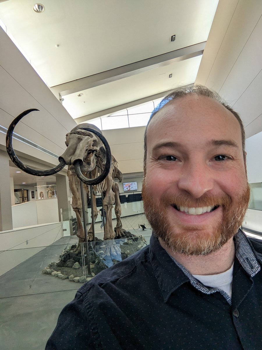 MichaelShepOCUW's tweet photo. Hanging out with @csuf and @csufPAJ in their Town Hall Meeting Program giving feedback on student advocacy projects! https://t.co/oiL71QvclY