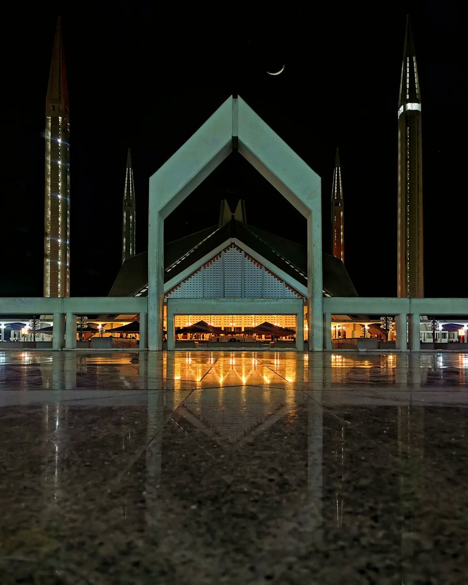 maliixmohsin's tweet image. چاند رات اور عید الفطر مبارک

Shot Taken from Huawei #p30pro with 10xZoom eidt in Snapseed 
#eidmubarak
#eid
#islam 
#dua
#eidcollection
#pakistan #islamic_republic_of_pakistan #faisalmosque #nakedplanet #landscapehunter #ignature #dawndotcom #igaddict #ig_captures  #Islamabad