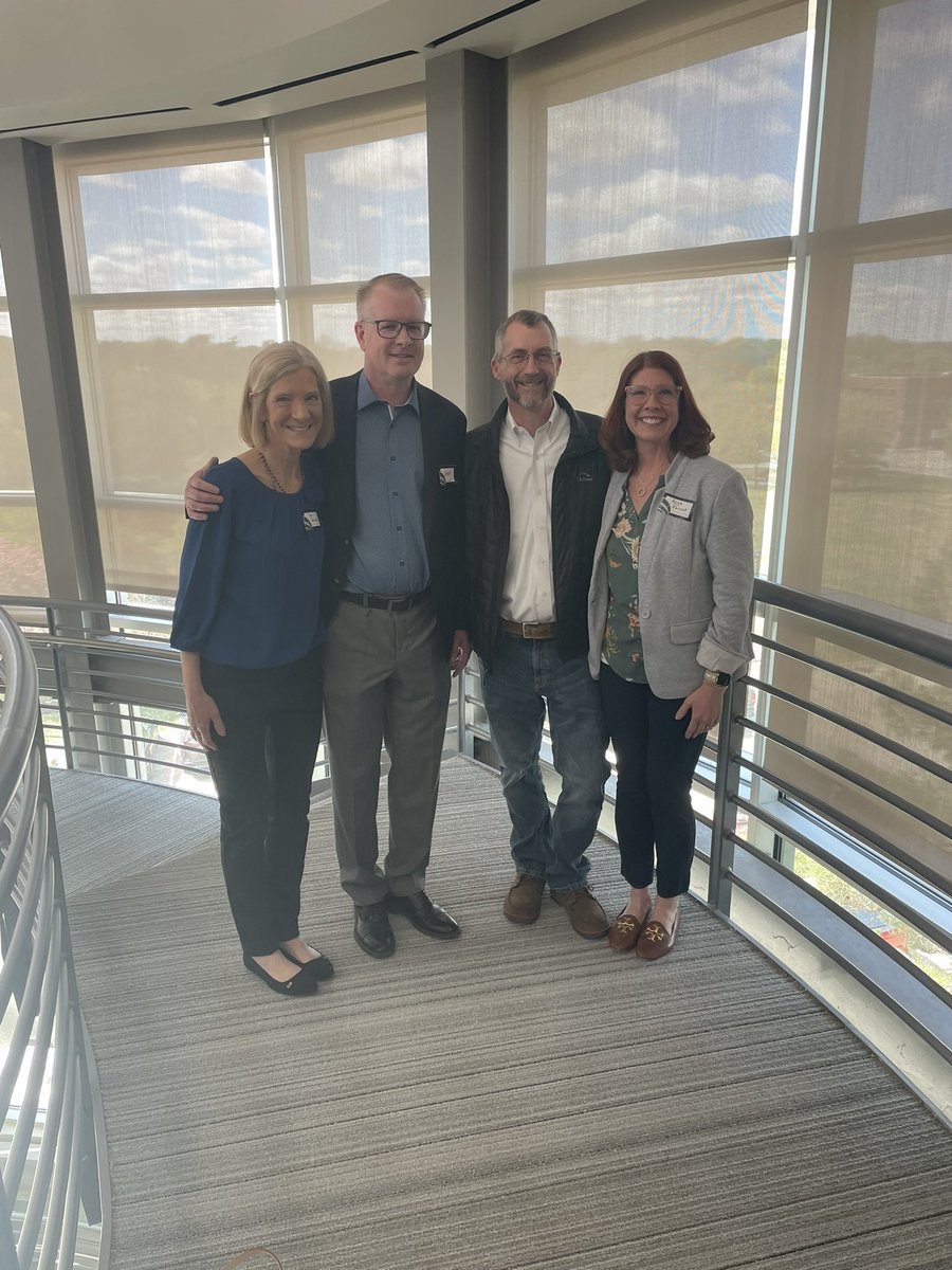 apannier2's tweet photo. What a wonderful morning celebrating our friend (and N2025 co-chair) on opening of new Virtual Incision HQs! @RBevins @ShaneFarritor @ssheridan2 @RonnieDGreen @MIRA_by_VIC https://t.co/dTXLYc4qym