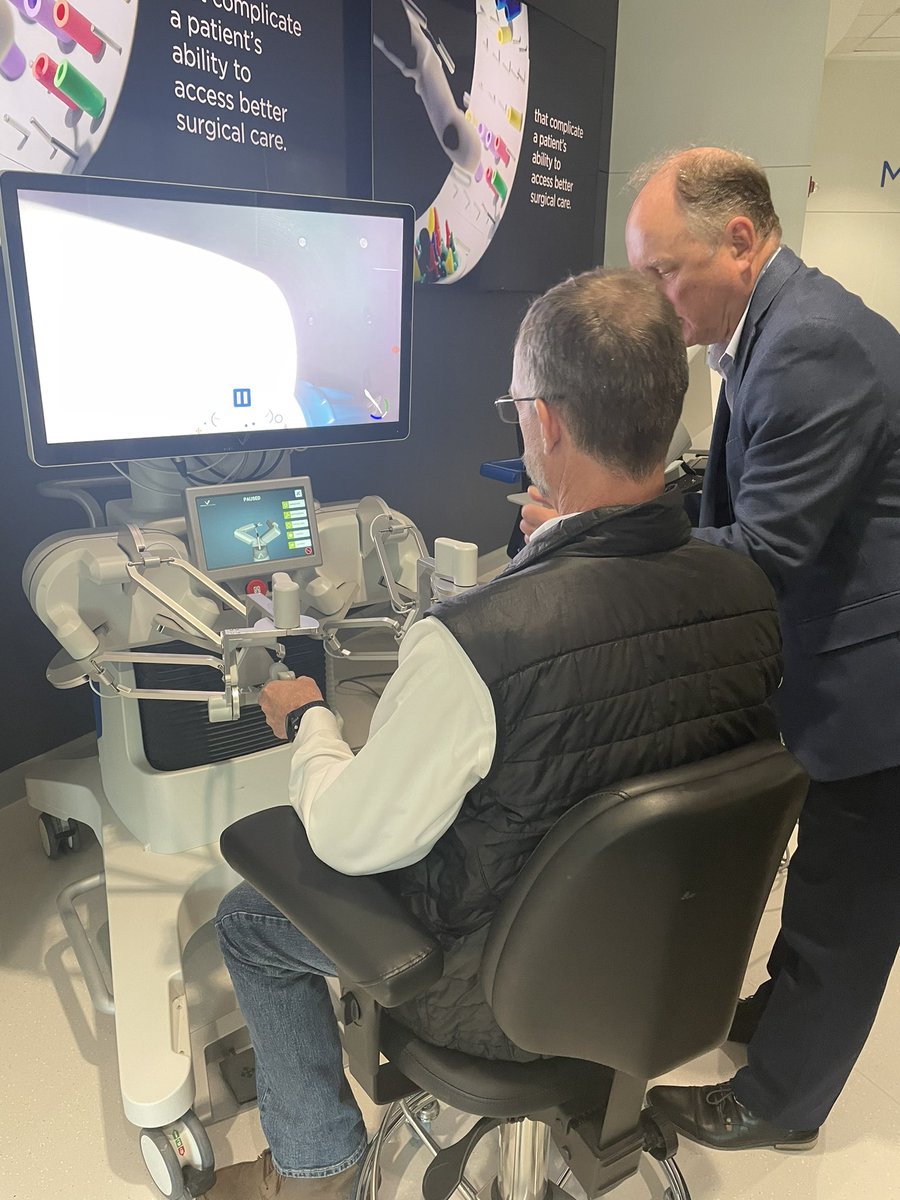 apannier2's tweet photo. What a wonderful morning celebrating our friend (and N2025 co-chair) on opening of new Virtual Incision HQs! @RBevins @ShaneFarritor @ssheridan2 @RonnieDGreen @MIRA_by_VIC https://t.co/dTXLYc4qym