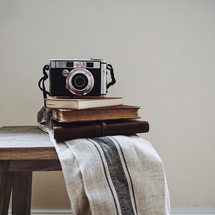 поиск мью🍫

☆ я Кристина/ Крис!
☆ увлекаюсь чтением 
☆ ульты бп и рв,но также стэню ещё много жг групп 
☆ Lana Del Rey/ Marina— люблю слушать вне kpop 
☆ если ваш акк построен лишь на негативе, то пройдите мимо

мью рт?🤍